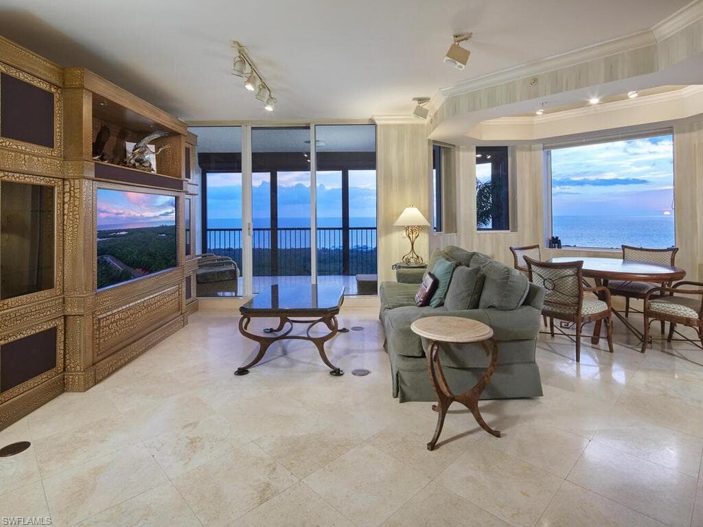 7225 Pelican Bay Blvd 2205, Naples, FL 34108-26
