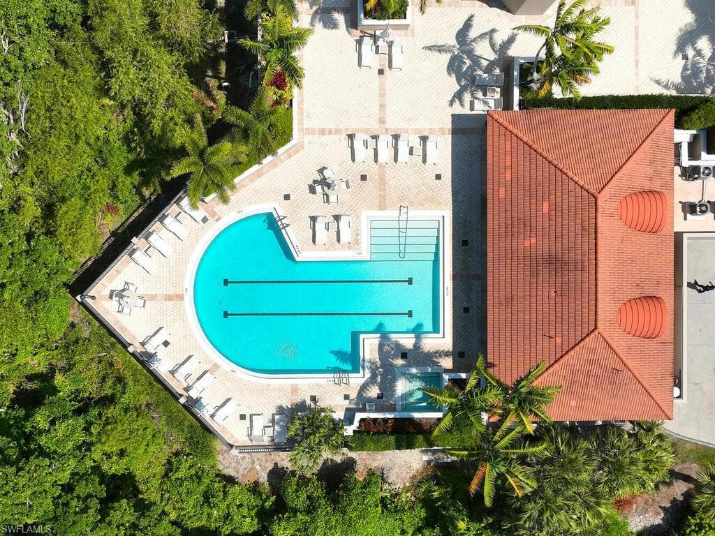 7225 Pelican Bay Blvd 2205, Naples, FL 34108-29