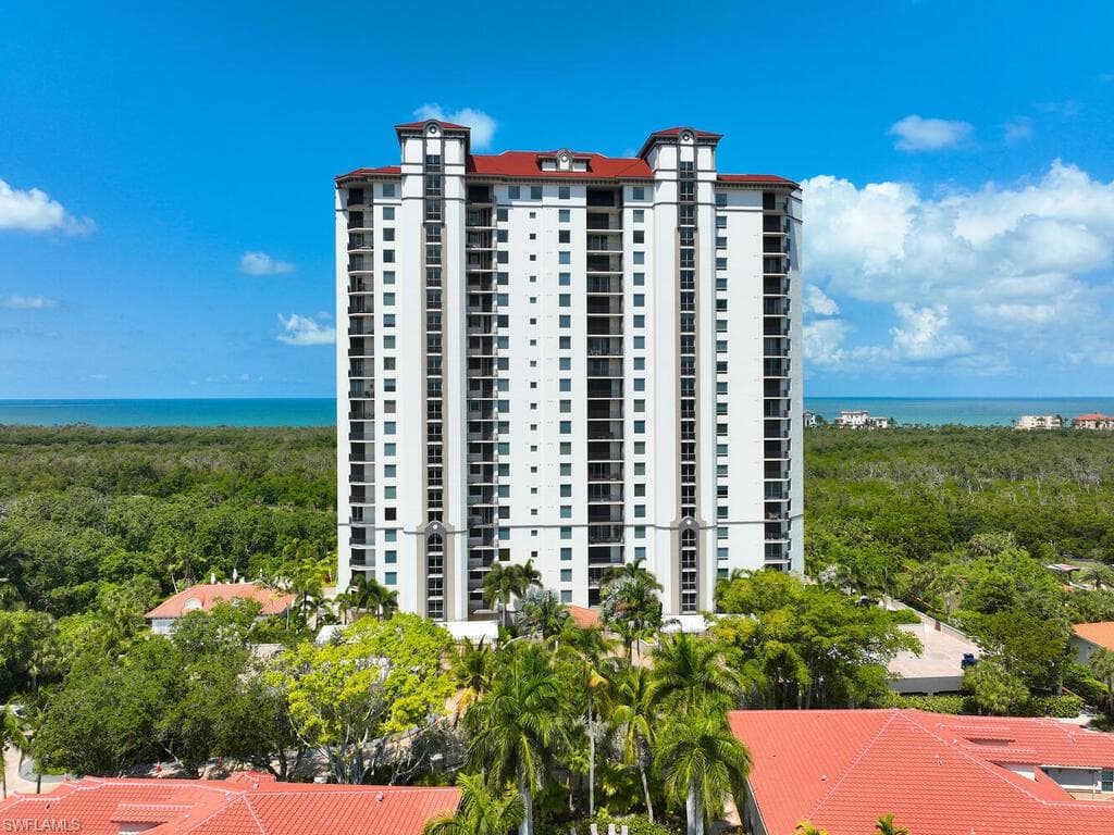 7225 Pelican Bay Blvd 2205, Naples, FL 34108-4