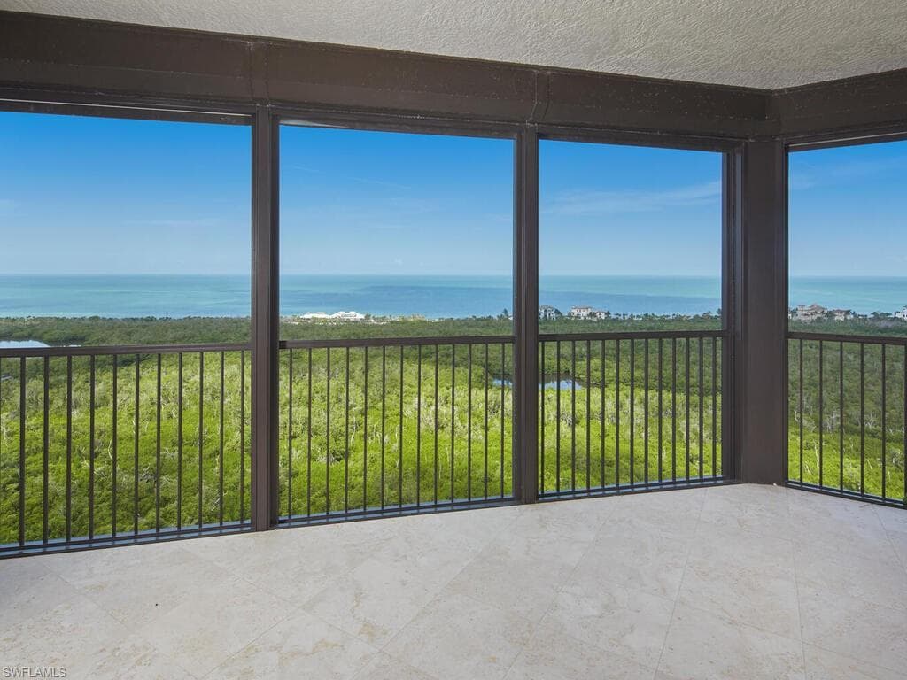 7225 Pelican Bay Blvd 2205, Naples, FL 34108-6