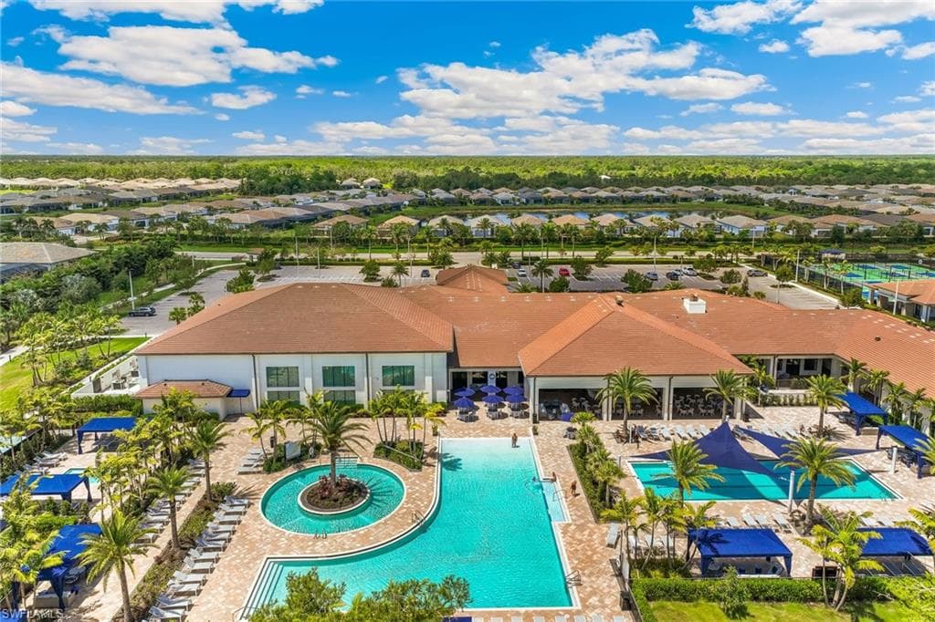 12349 Dahlia Ct, Naples, FL 34120-19