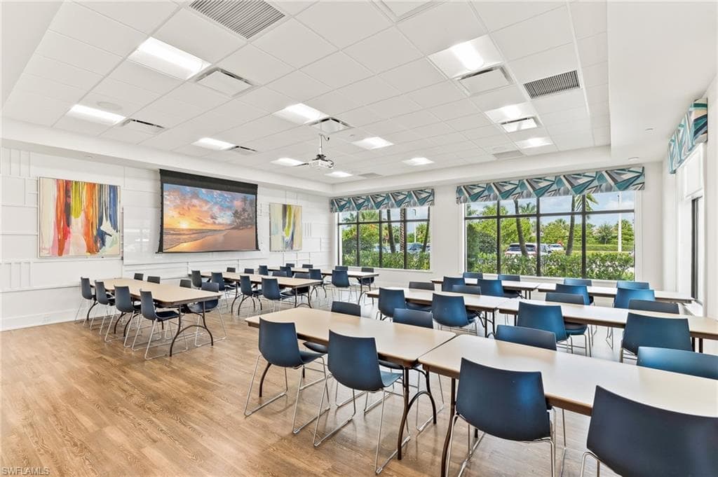 12349 Dahlia Ct, Naples, FL 34120-22