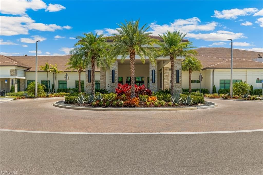 12349 Dahlia Ct, Naples, FL 34120-24