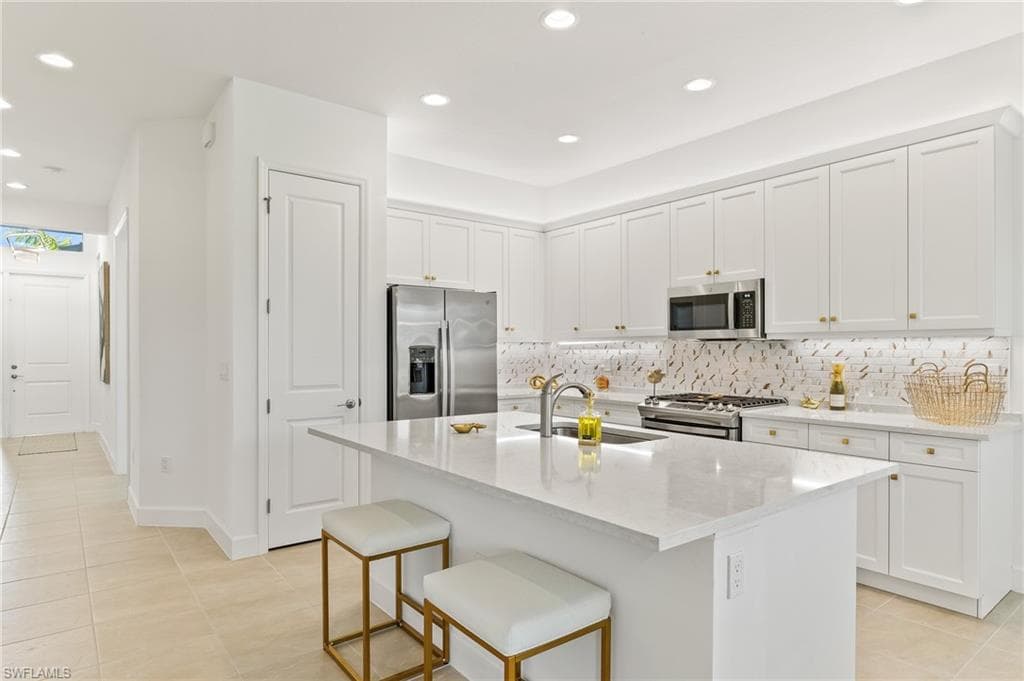 12349 Dahlia Ct, Naples, FL 34120-2