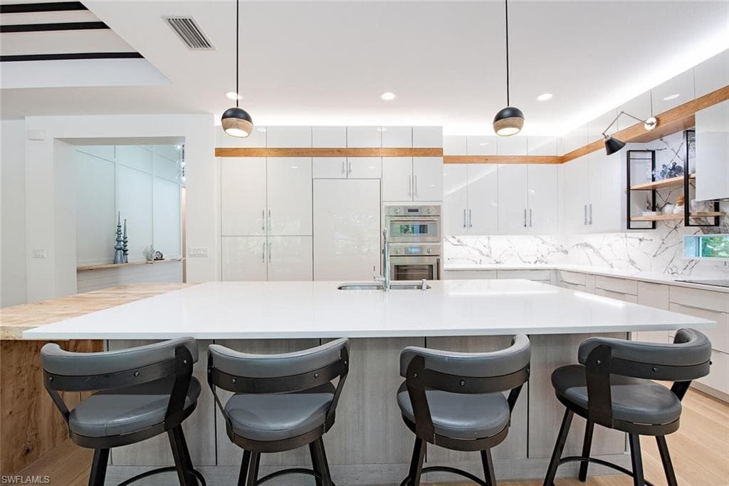 12049 Azalea Way, Naples, FL 34120-14