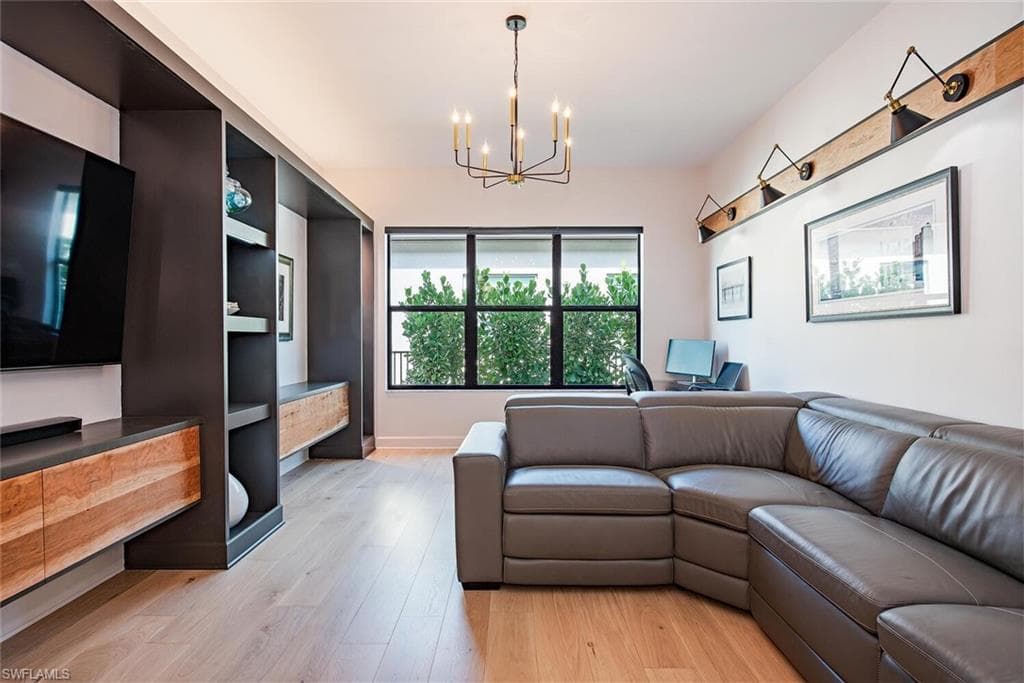 12049 Azalea Way, Naples, FL 34120-18