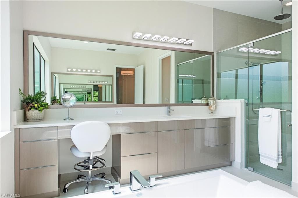 12049 Azalea Way, Naples, FL 34120-22