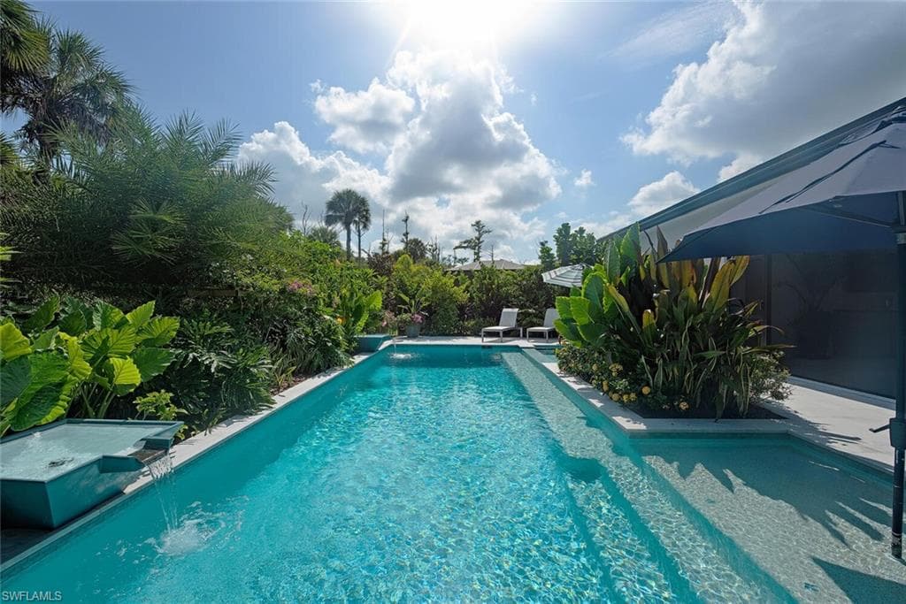 12049 Azalea Way, Naples, FL 34120-6