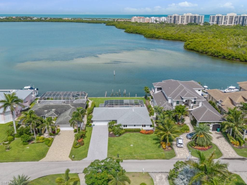 1112 Edington Pl, Marco Island, FL 34145-33