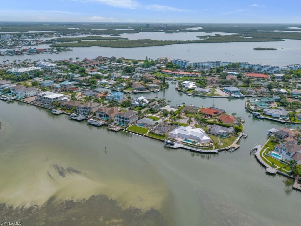 1112 Edington Pl, Marco Island, FL 34145-36