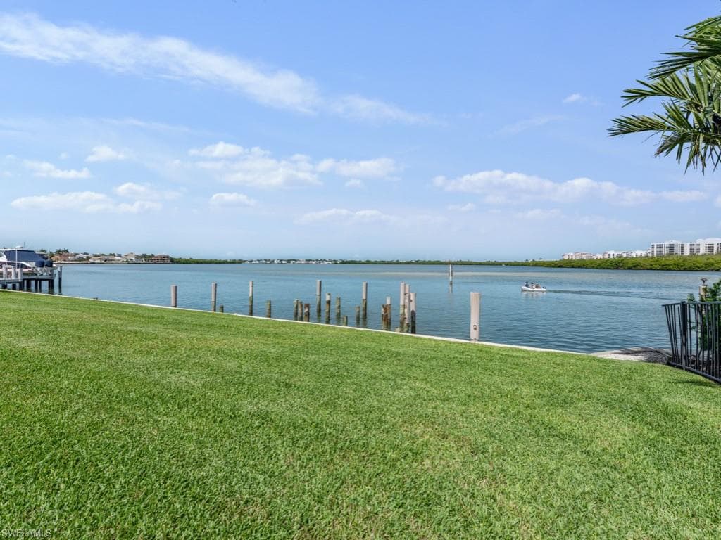 1112 Edington Pl, Marco Island, FL 34145-47