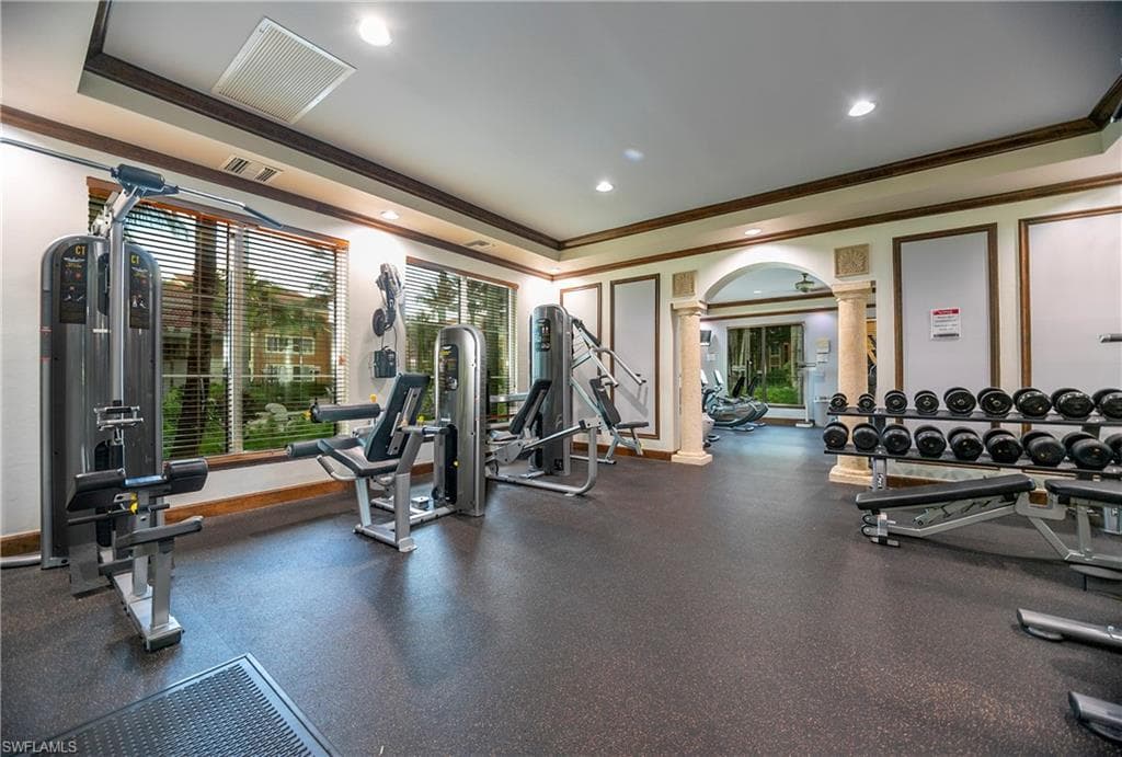 1105 Reserve Ct 305, Naples, FL 34105-15