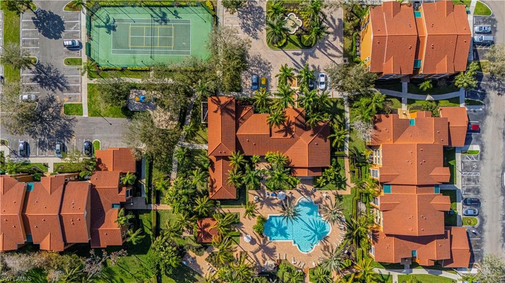 1105 Reserve Ct 305, Naples, FL 34105-4