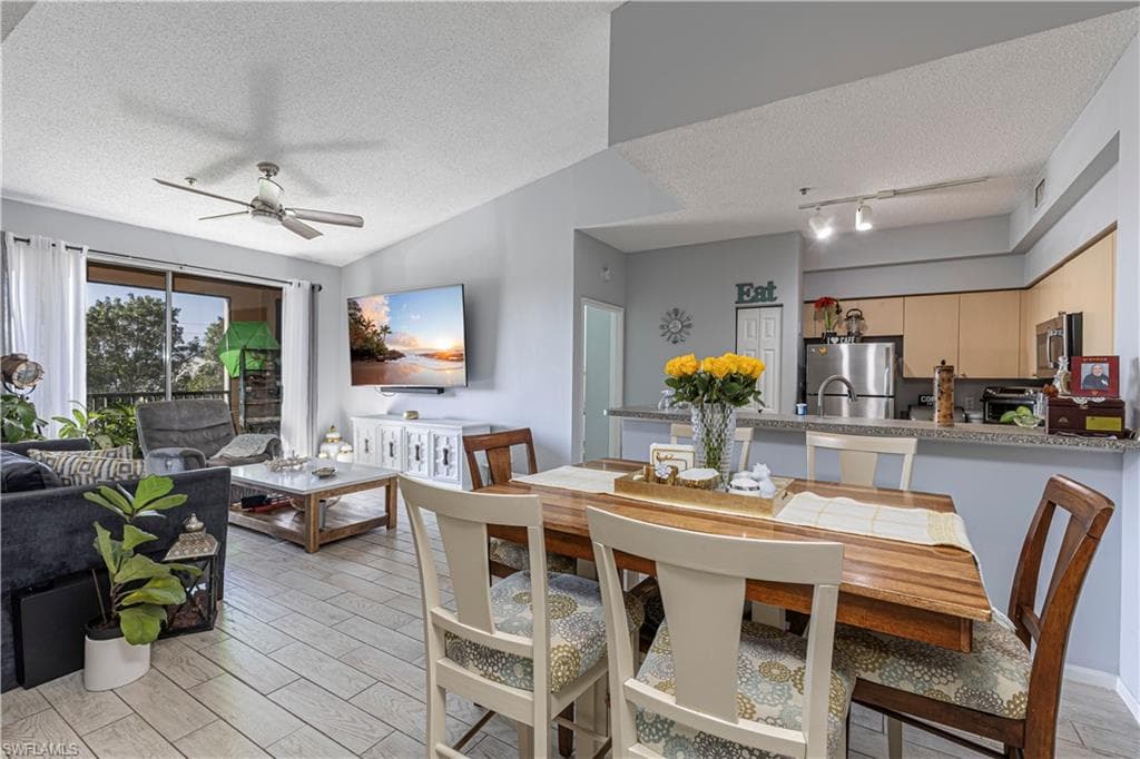 1105 Reserve Ct 305, Naples, FL 34105-50