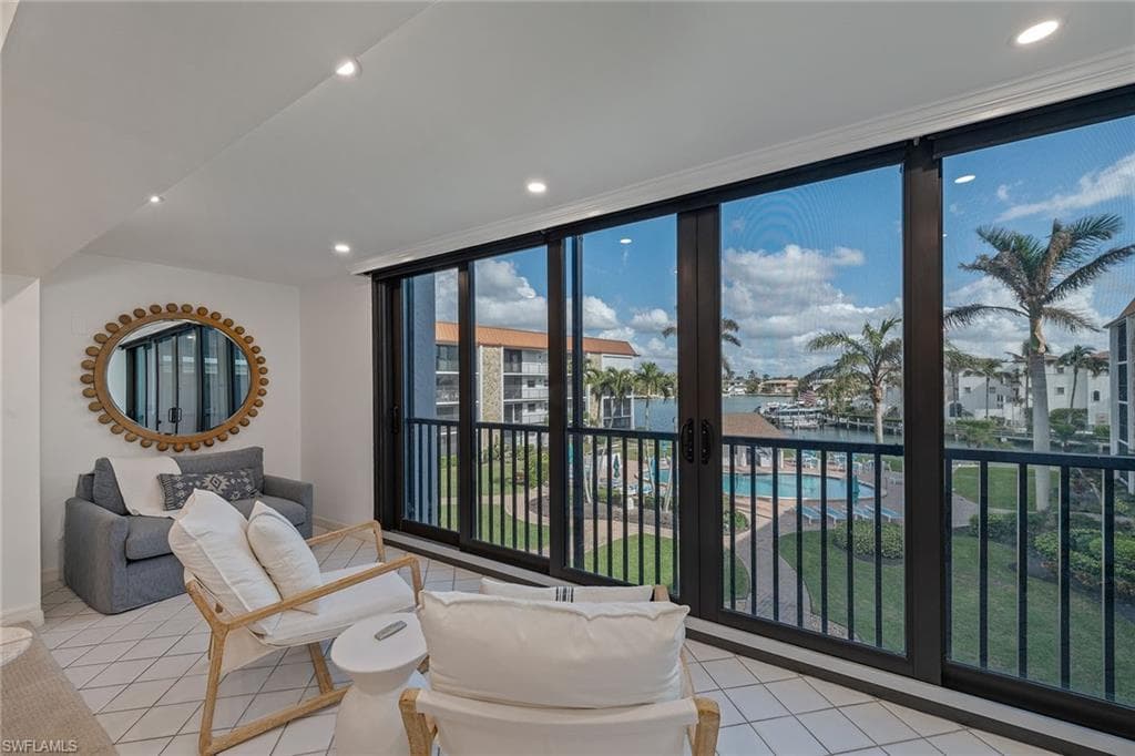 2900 Gulf Shore Blvd N 310, Naples, FL 34103-1