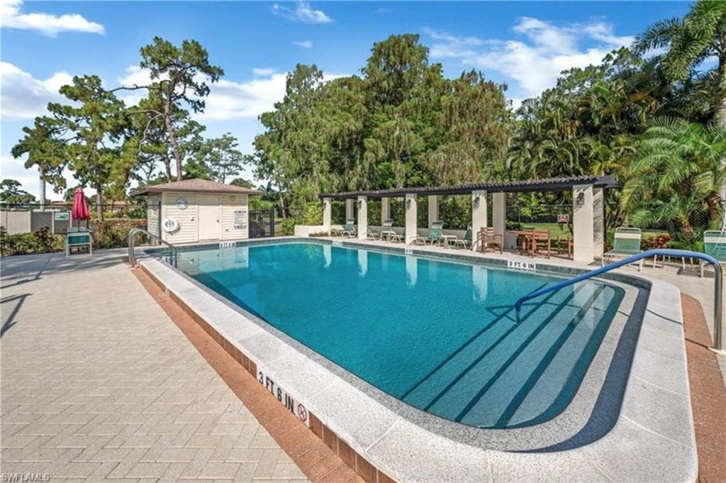 1014 Pine Isle Ln 1014, Naples, FL 34112-18