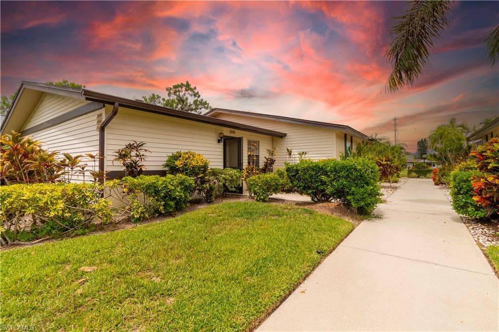 1014 Pine Isle Ln 1014, Naples, FL 34112-2
