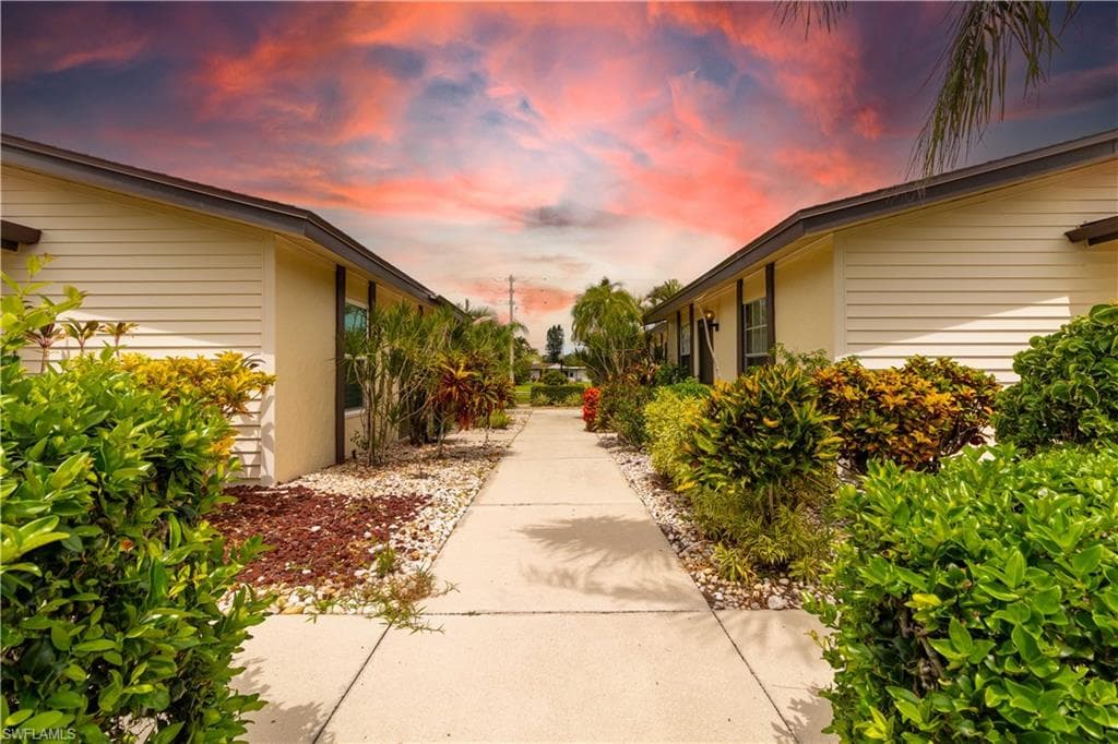 1014 Pine Isle Ln 1014, Naples, FL 34112-3