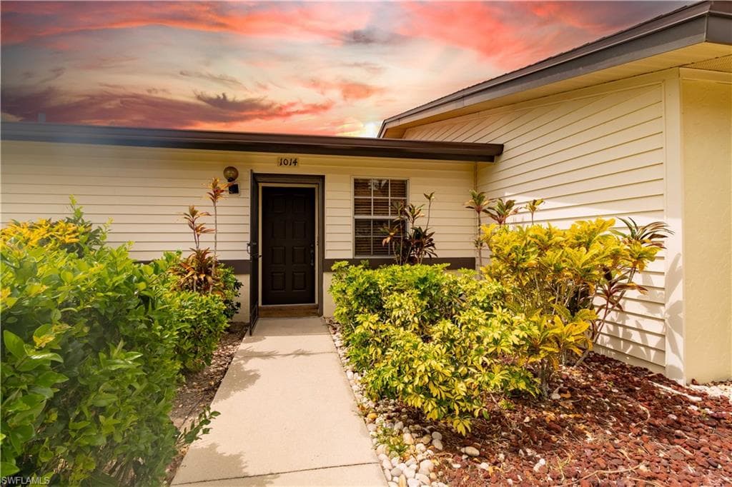 1014 Pine Isle Ln 1014, Naples, FL 34112-4