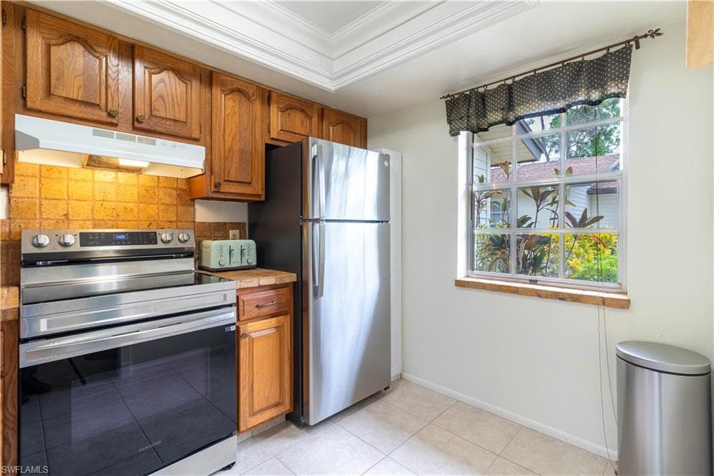 1014 Pine Isle Ln 1014, Naples, FL 34112-6