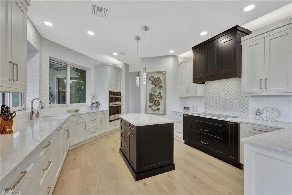 27214 Jolly Roger Ln, Bonita Springs, FL 34135-15