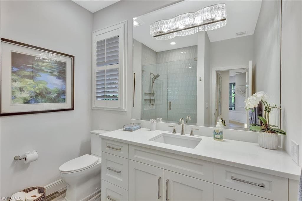 27214 Jolly Roger Ln, Bonita Springs, FL 34135-32