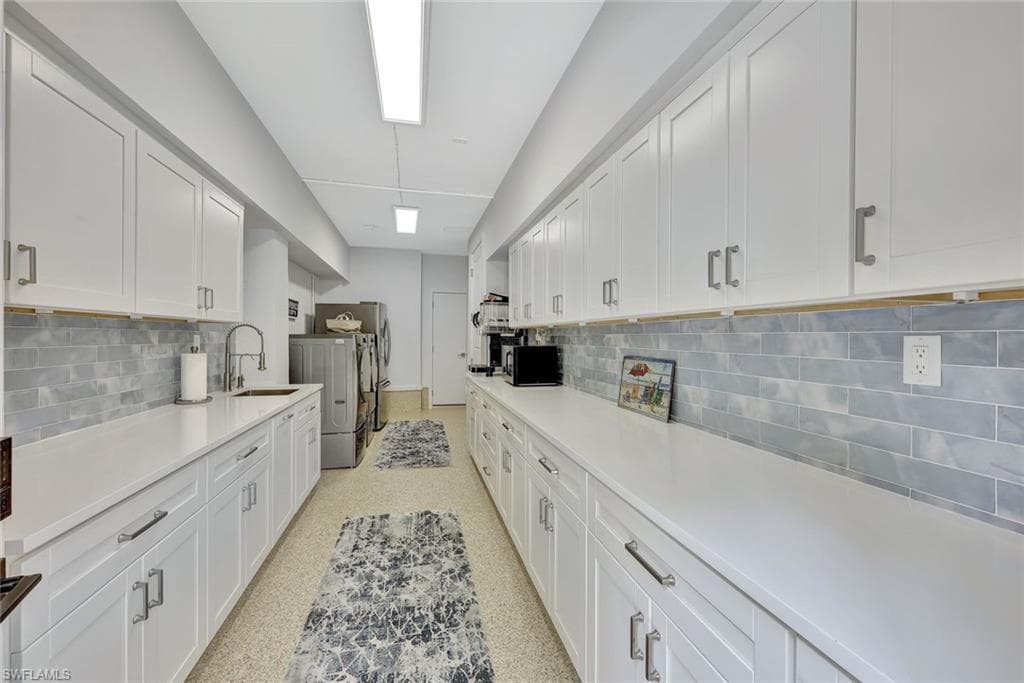 27214 Jolly Roger Ln, Bonita Springs, FL 34135-35
