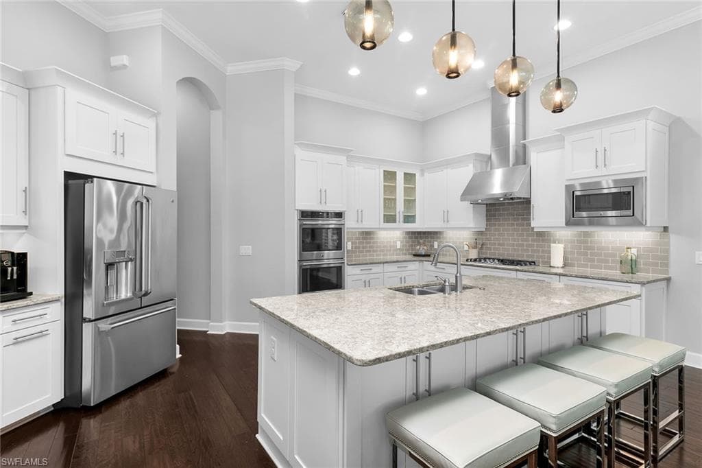 3193 Olympia Ln, Naples, FL 34114-8