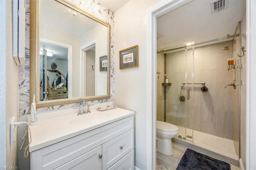 1330 Derbyshire Ct E104, Naples, FL 34116-14