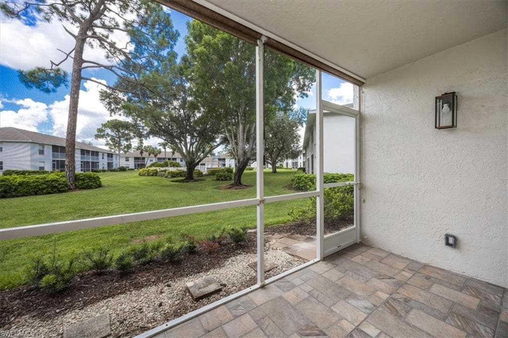 1330 Derbyshire Ct E104, Naples, FL 34116-22