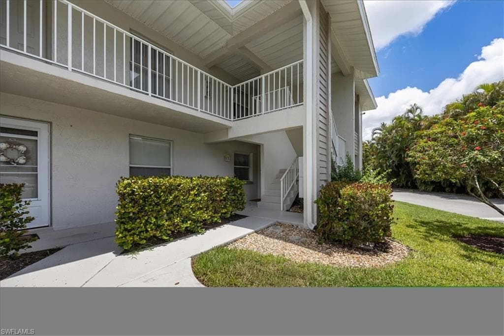 1330 Derbyshire Ct E104, Naples, FL 34116-24