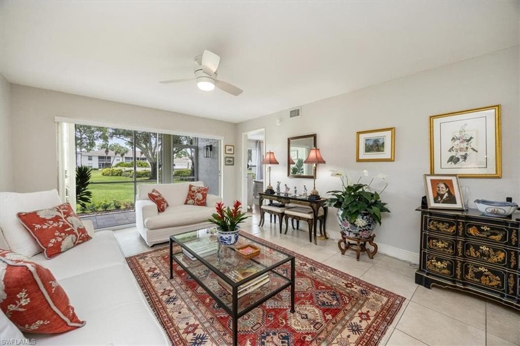 1330 Derbyshire Ct E104, Naples, FL 34116-4