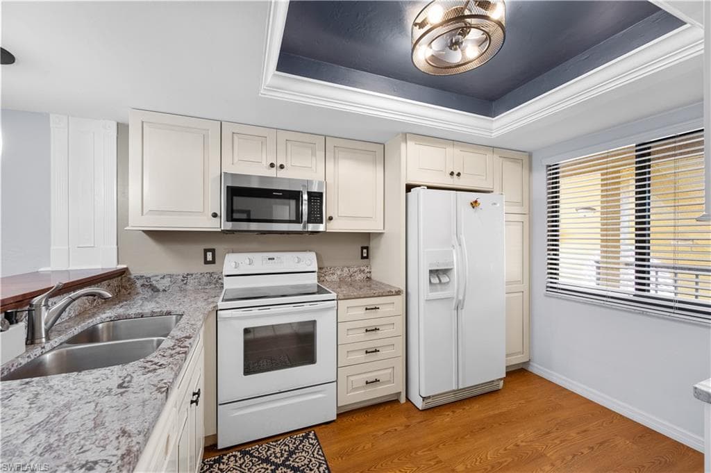 9820 Citadel Ln 202, Bonita Springs, FL 34135-12
