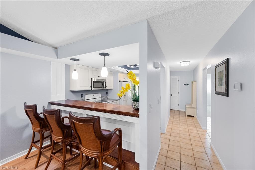 9820 Citadel Ln 202, Bonita Springs, FL 34135-14