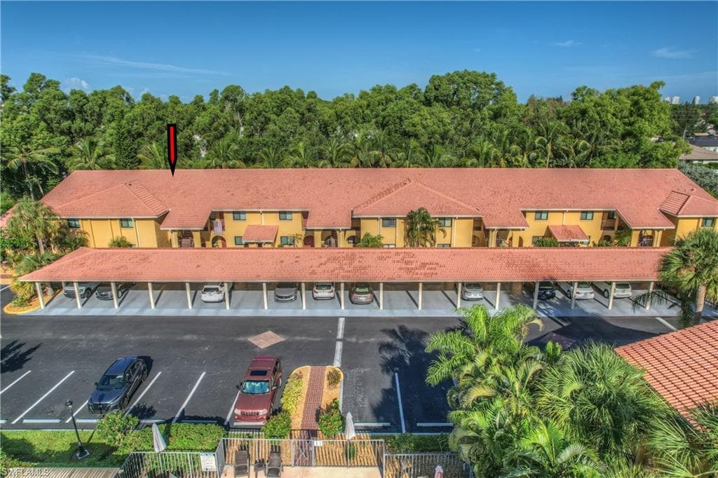 9820 Citadel Ln 202, Bonita Springs, FL 34135-3