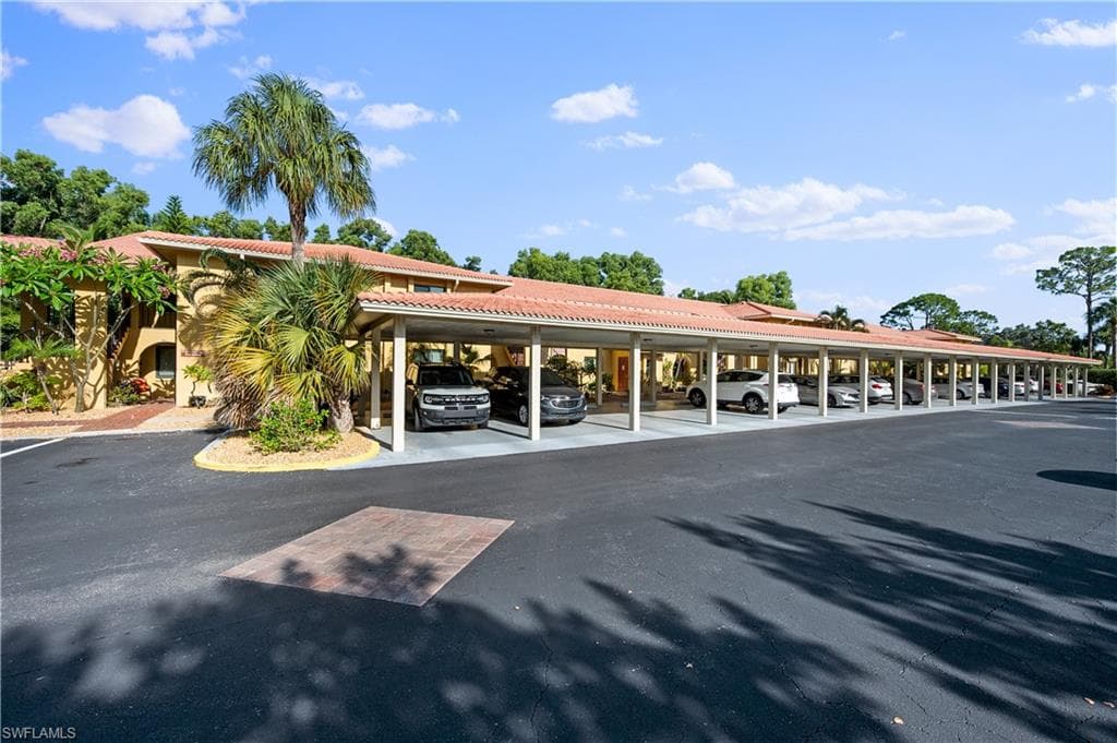 9820 Citadel Ln 202, Bonita Springs, FL 34135-4