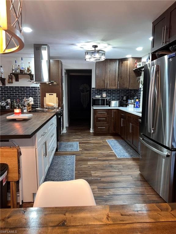 6765 Overlook Dr, Fort Myers, FL 33919-10