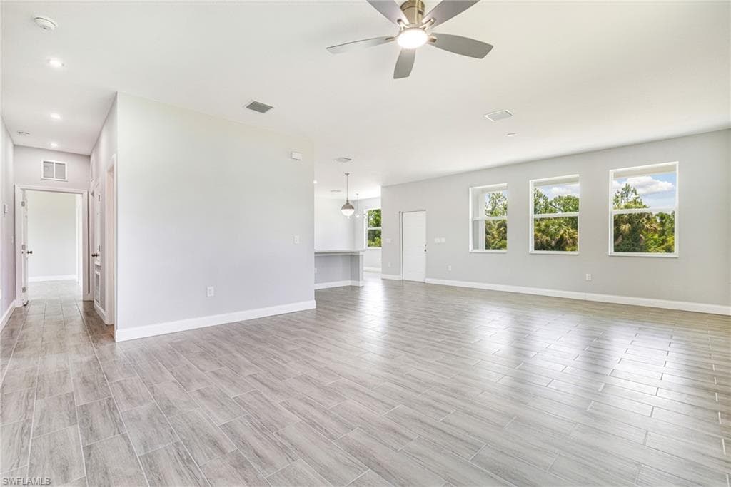1909 Moore Ave, Lehigh Acres, FL 33972-11