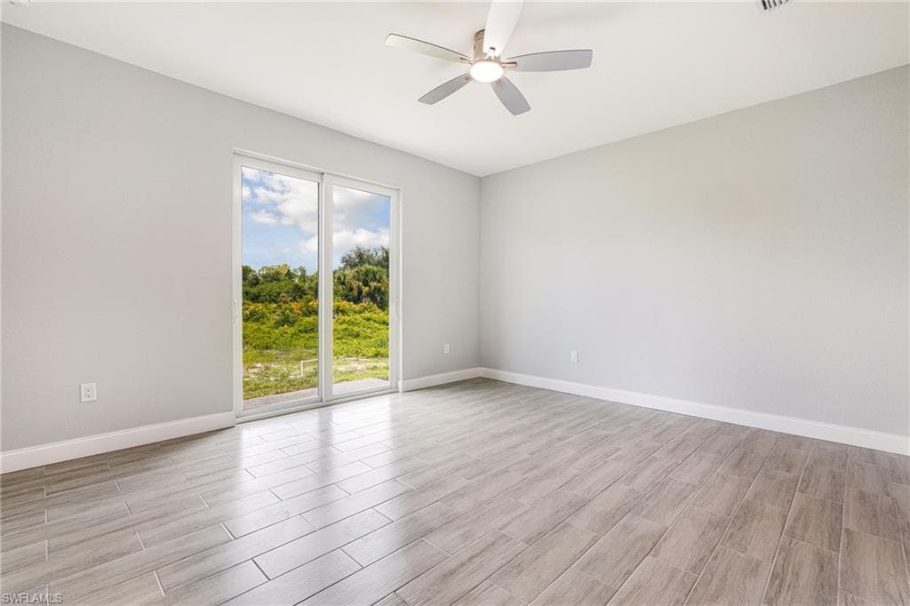 1909 Moore Ave, Lehigh Acres, FL 33972-18