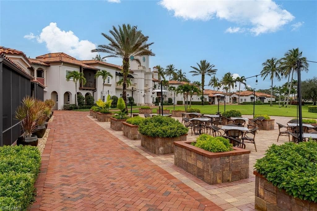3464 Donoso Ct, Naples, FL 34109-36