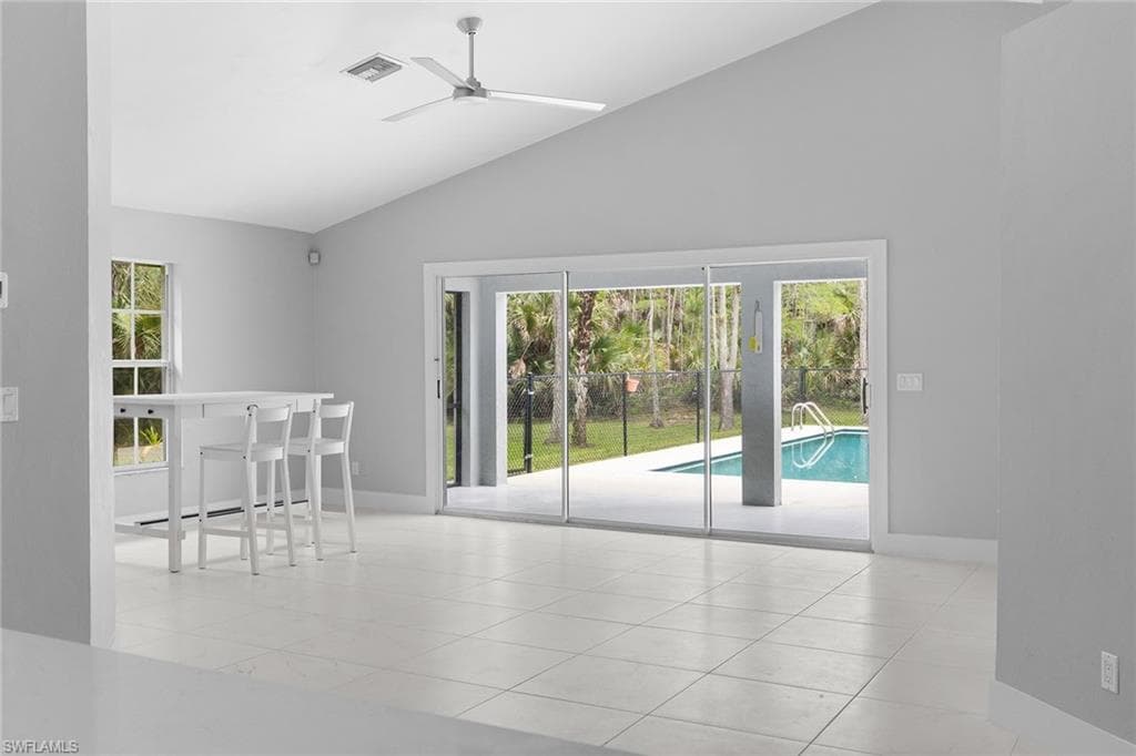 530 22nd Ave NW, Naples, FL 34120-14