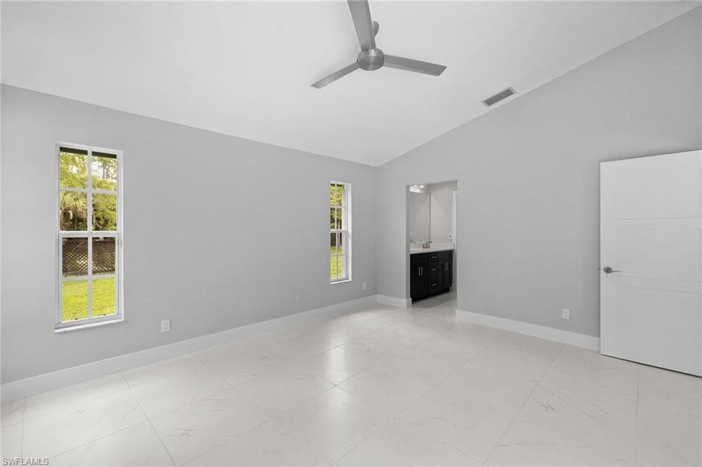 530 22nd Ave NW, Naples, FL 34120-20