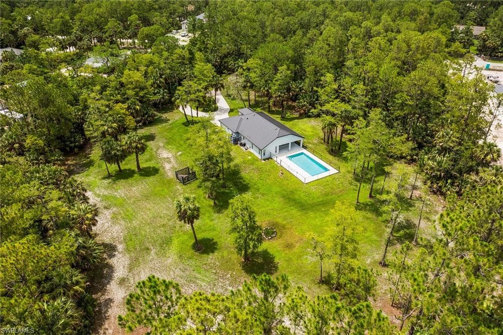 530 22nd Ave NW, Naples, FL 34120-36