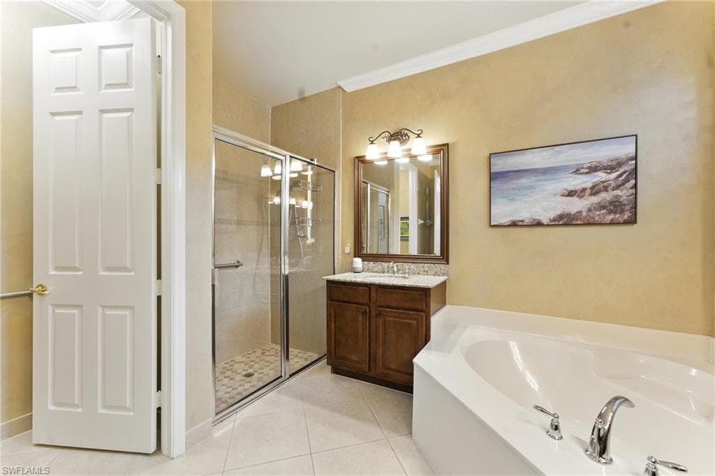 6899 Del Mar Ter, Naples, FL 34105-30