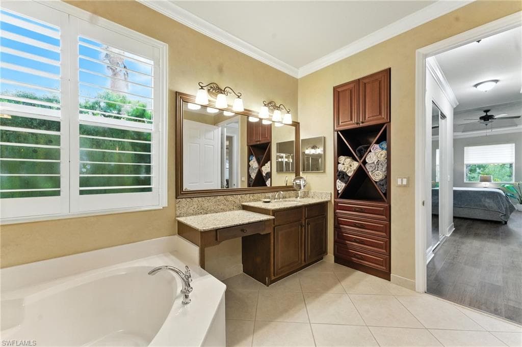 6899 Del Mar Ter, Naples, FL 34105-31