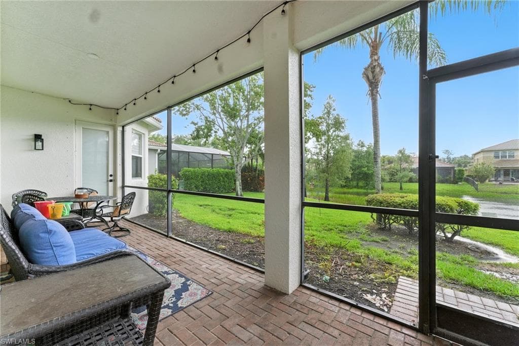 6899 Del Mar Ter, Naples, FL 34105-32
