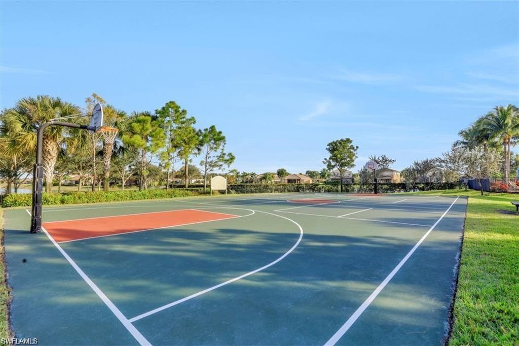6899 Del Mar Ter, Naples, FL 34105-42