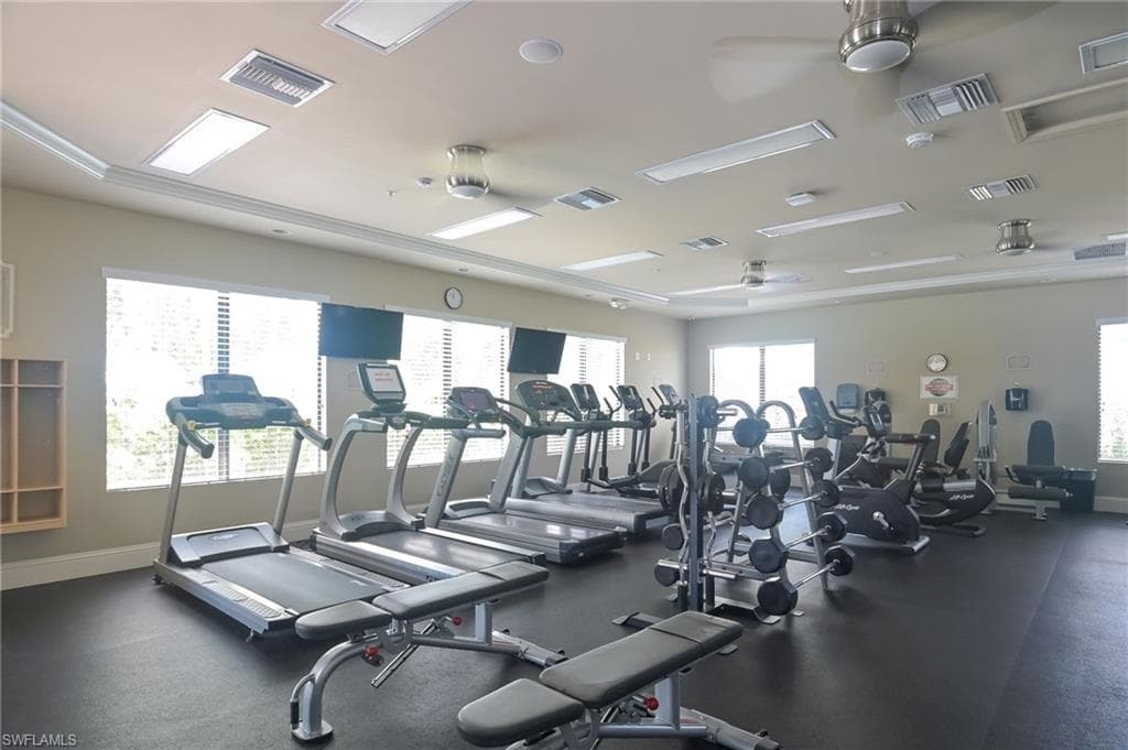 6899 Del Mar Ter, Naples, FL 34105-43