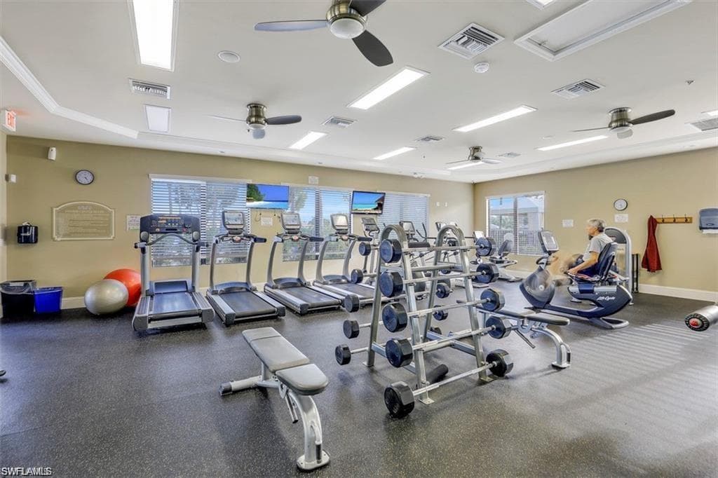 6899 Del Mar Ter, Naples, FL 34105-47