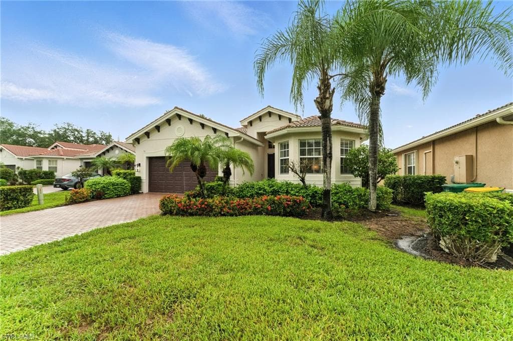 6899 Del Mar Ter, Naples, FL 34105-8
